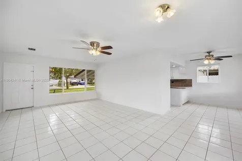 10250 Pan American Drive Cutler Bay FL 33189