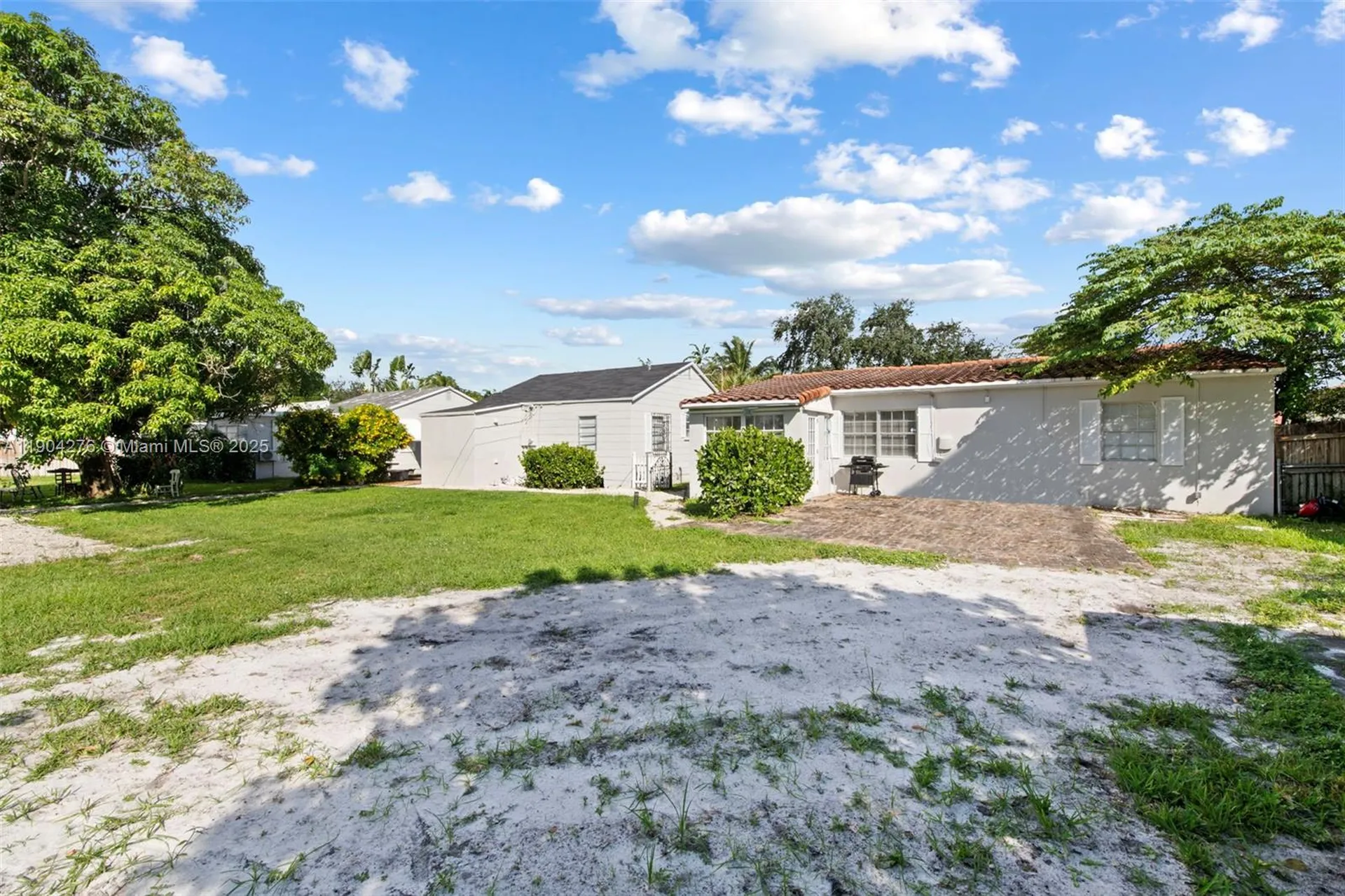2226 Cleveland Street Hollywood FL 33020