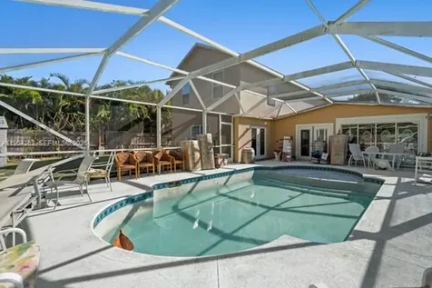 707 SE Karrigan Terrace Port St. Lucie FL 34983