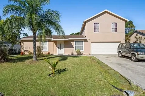 707 SE Karrigan Terrace Port St. Lucie FL 34983