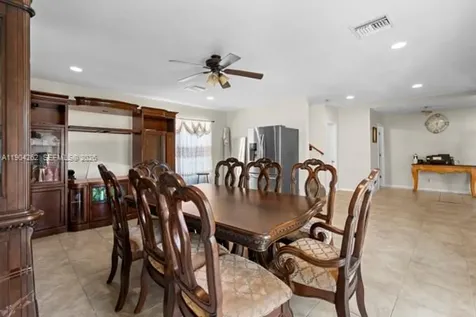707 SE Karrigan Terrace Port St. Lucie FL 34983