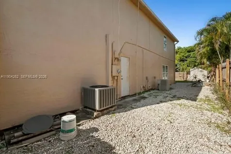 707 SE Karrigan Terrace Port St. Lucie FL 34983