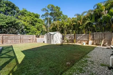 707 SE Karrigan Terrace Port St. Lucie FL 34983