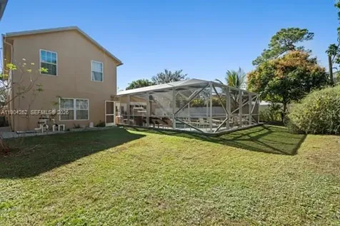 707 SE Karrigan Terrace Port St. Lucie FL 34983