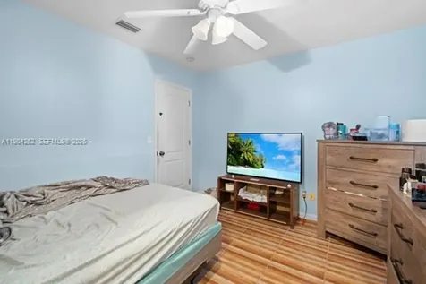 707 SE Karrigan Terrace Port St. Lucie FL 34983