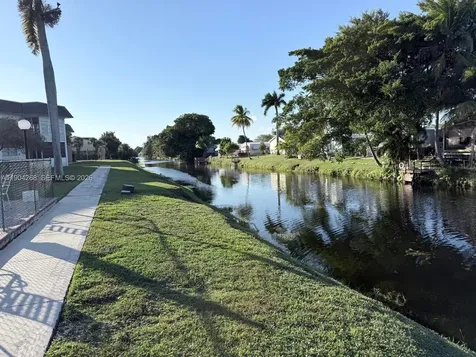 6507 Winfield Boulevard Margate FL 33063