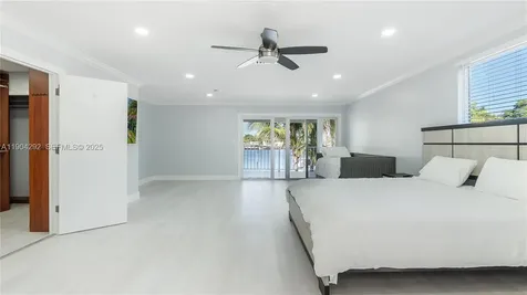 2445 SE 8 Street Pompano Beach FL 33062