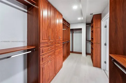 2445 SE 8 Street Pompano Beach FL 33062