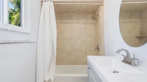 2445 SE 8 Street Pompano Beach FL 33062