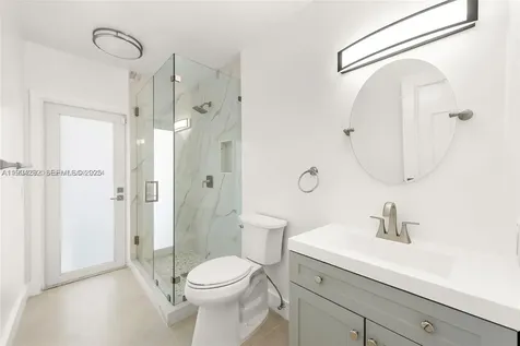 2445 SE 8 Street Pompano Beach FL 33062