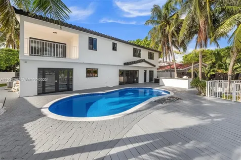 2445 SE 8 Street Pompano Beach FL 33062