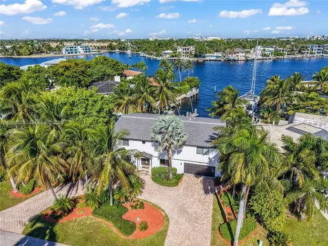 2445 SE 8 Street Pompano Beach FL 33062