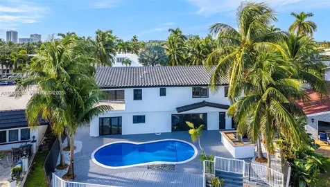 2445 SE 8 Street Pompano Beach FL 33062