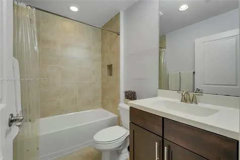 3398 NW 125th Way Sunrise FL 33323