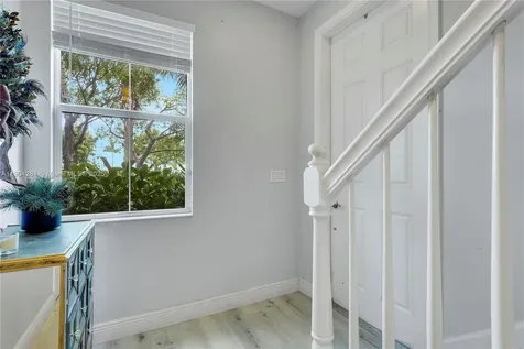 3398 NW 125th Way Sunrise FL 33323