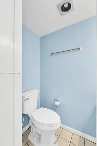 6207 Bay Club Drive Fort Lauderdale FL 33308
