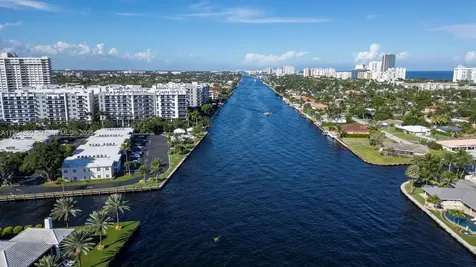 6207 Bay Club Drive Fort Lauderdale FL 33308