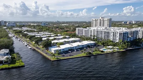 6207 Bay Club Drive Fort Lauderdale FL 33308