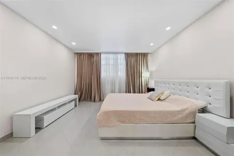 19390 Collins Avenue Sunny Isles Beach FL 33160