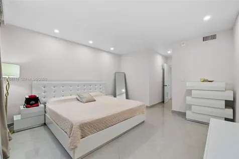 19390 Collins Avenue Sunny Isles Beach FL 33160