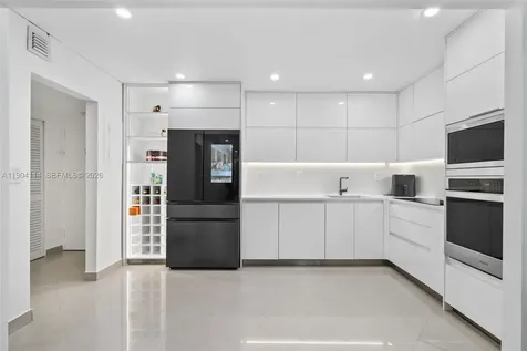 19390 Collins Avenue Sunny Isles Beach FL 33160