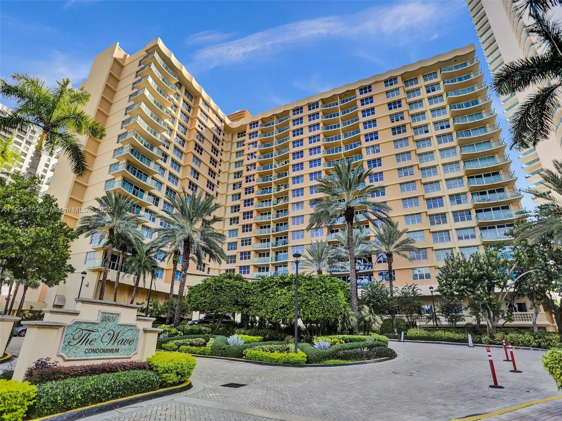 2501 S Ocean Drive Hollywood FL 33019