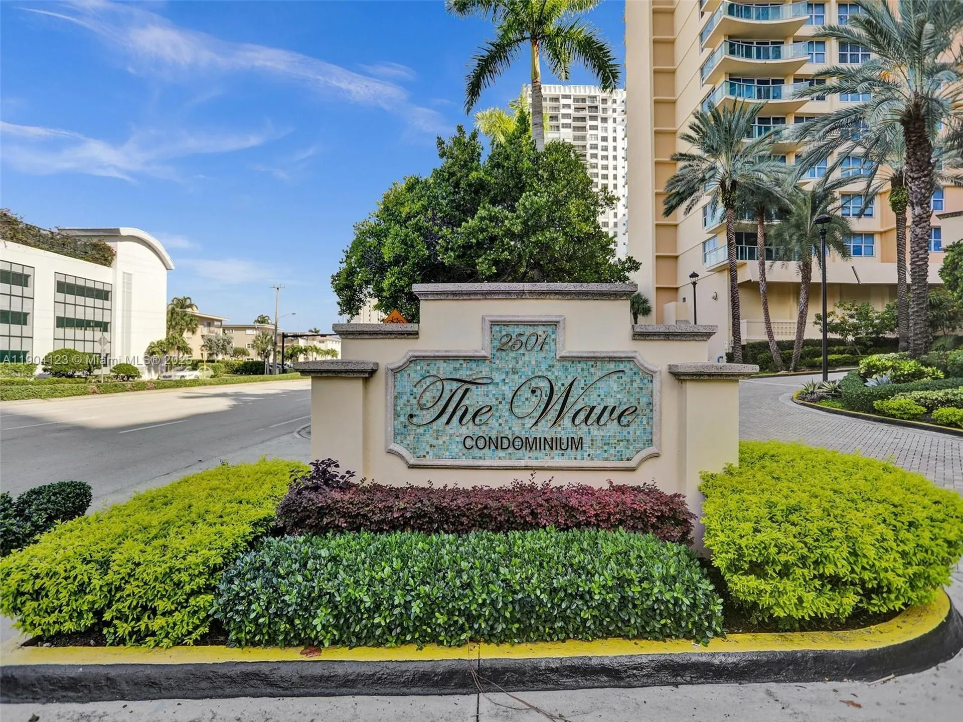 2501 S Ocean Drive Hollywood FL 33019