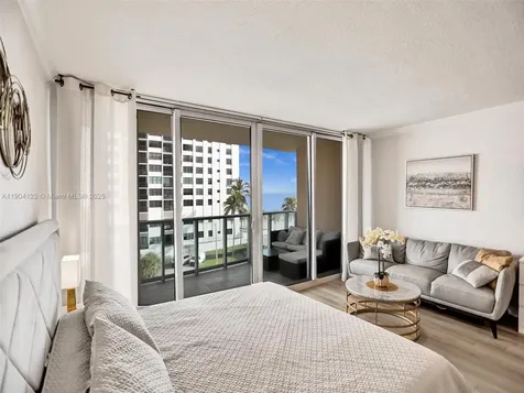 2501 S Ocean Drive Hollywood FL 33019
