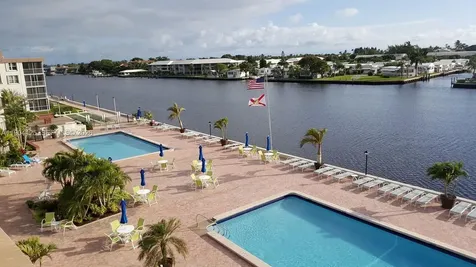 2012 S Federal Highway Boynton Beach FL 33435