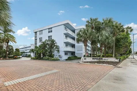 2012 S Federal Highway Boynton Beach FL 33435