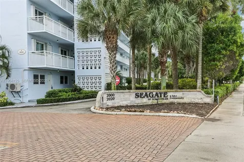 2012 S Federal Highway Boynton Beach FL 33435