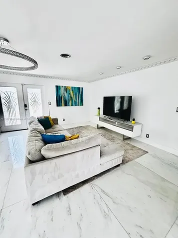 2321 SE 15th Street Pompano Beach FL 33062