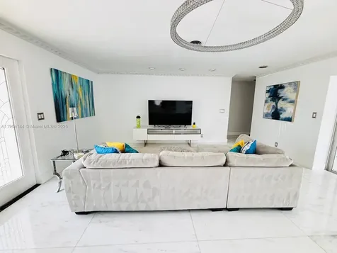 2321 SE 15th Street Pompano Beach FL 33062