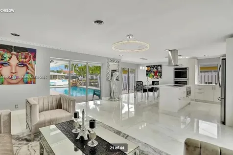 2321 SE 15th Street Pompano Beach FL 33062