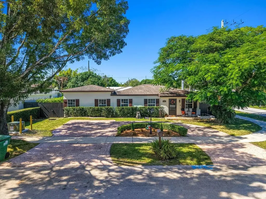 4200 SW 60th Court Miami FL 33155
