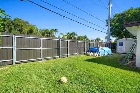 4200 SW 60th Court Miami FL 33155