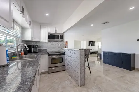 947 NE 149th Street Miami FL 33161
