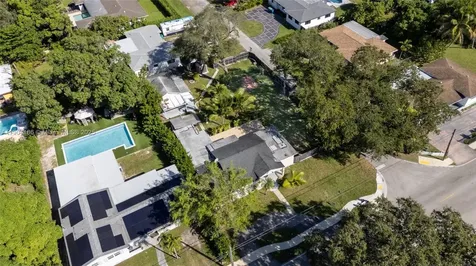 947 NE 149th Street Miami FL 33161