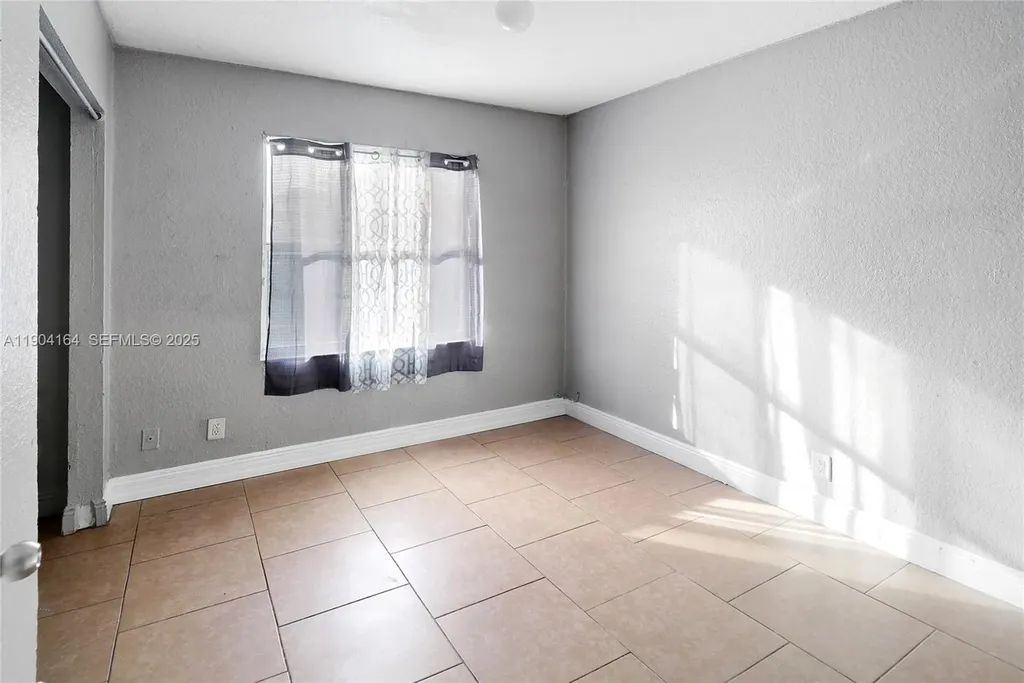 1722 NW 8th Court Fort Lauderdale FL 33311