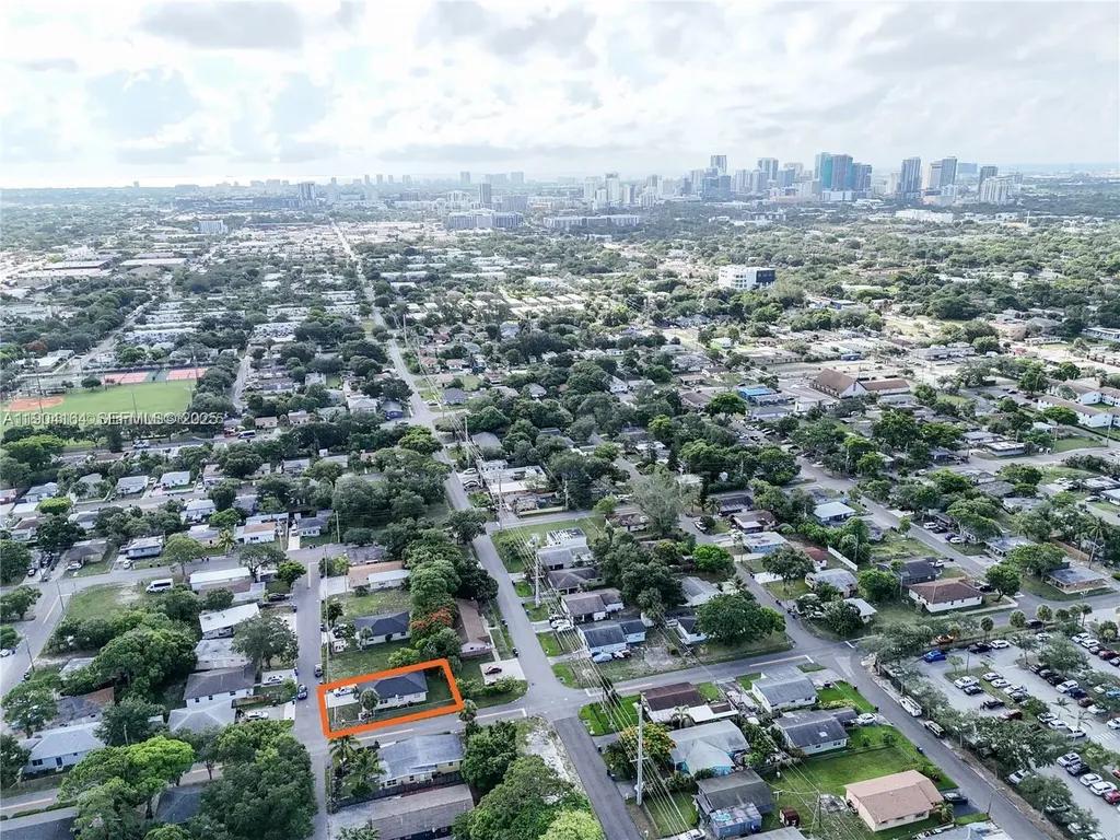 1722 NW 8th Court Fort Lauderdale FL 33311