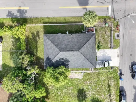 1722 NW 8th Court Fort Lauderdale FL 33311