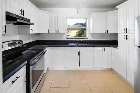 1722 NW 8th Court Fort Lauderdale FL 33311