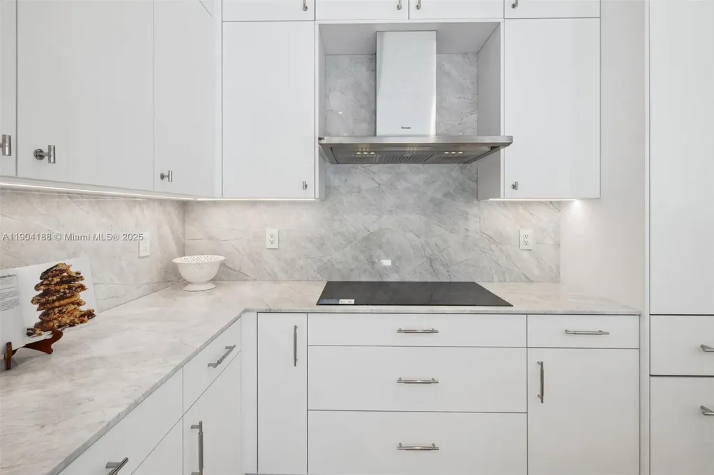 554 N Riverside Drive Pompano Beach FL 33062