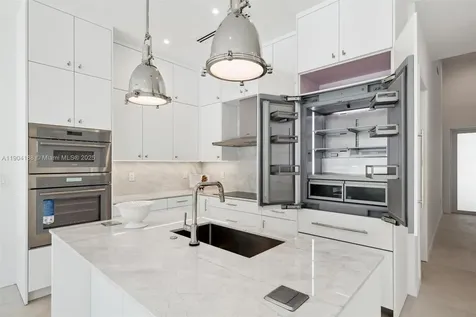 554 N Riverside Drive Pompano Beach FL 33062