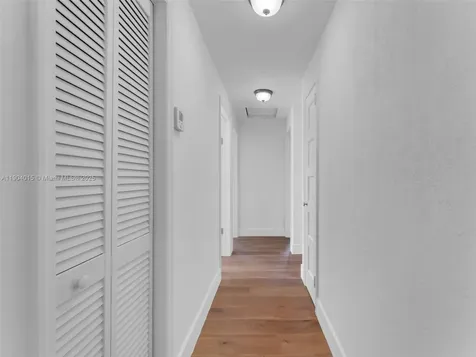 520 NW 32nd Place Miami FL 33125