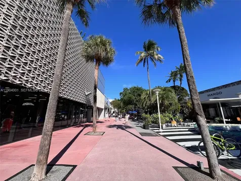 1300 Lincoln Road Miami Beach FL 33139