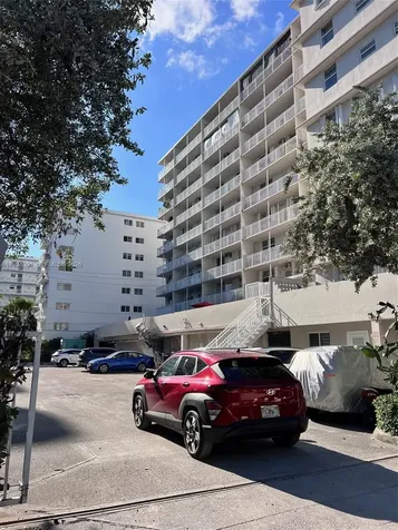 1300 Lincoln Road Miami Beach FL 33139