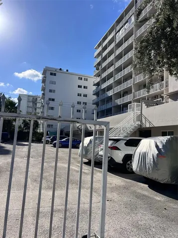 1300 Lincoln Road Miami Beach FL 33139