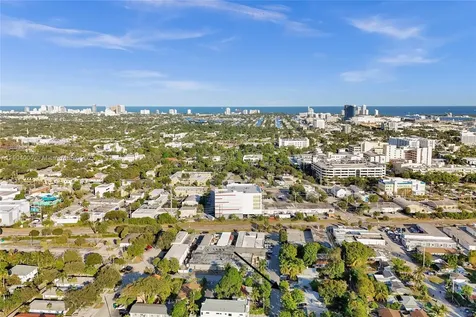 218 SW 14th Court Fort Lauderdale FL 33315