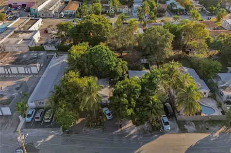 218 SW 14th Court Fort Lauderdale FL 33315